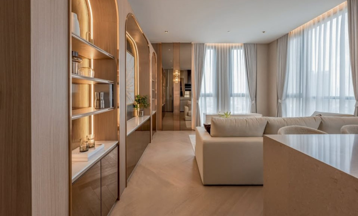 For RentCondoSathorn, Narathiwat : Super luxury condo for rent near BTS Chong Nonsi ✨The Reserve Sathorn ✨ near leading office buildings in the CBD zone Sathorn-Silom-Rama 4.