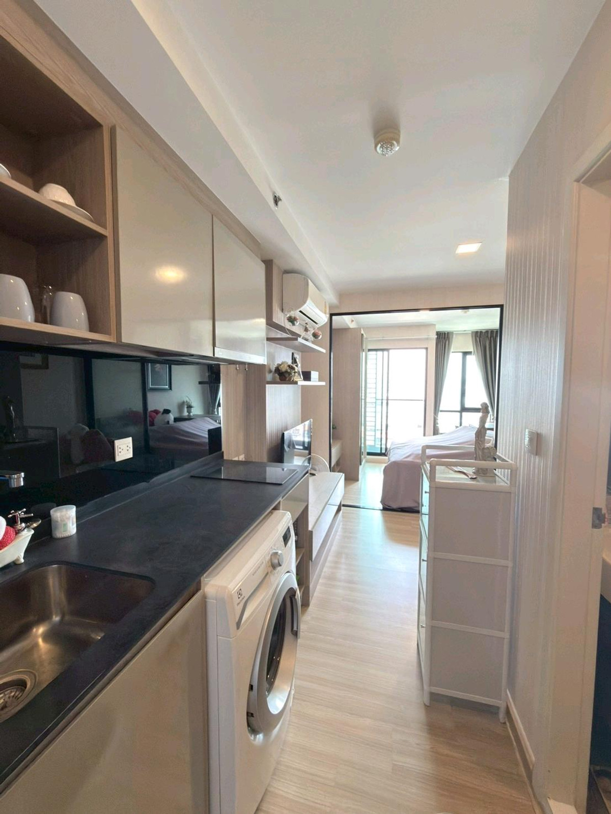 CondoVipawadee, Don Mueang, Lak Si : 📣 Condo for sale and rent Knightsbridge Sky City Saphan Mai 🏢 next to BTS Sai Yut 0 M. Beautifully decorated room. Complete with furniture and electrical appliances‼️