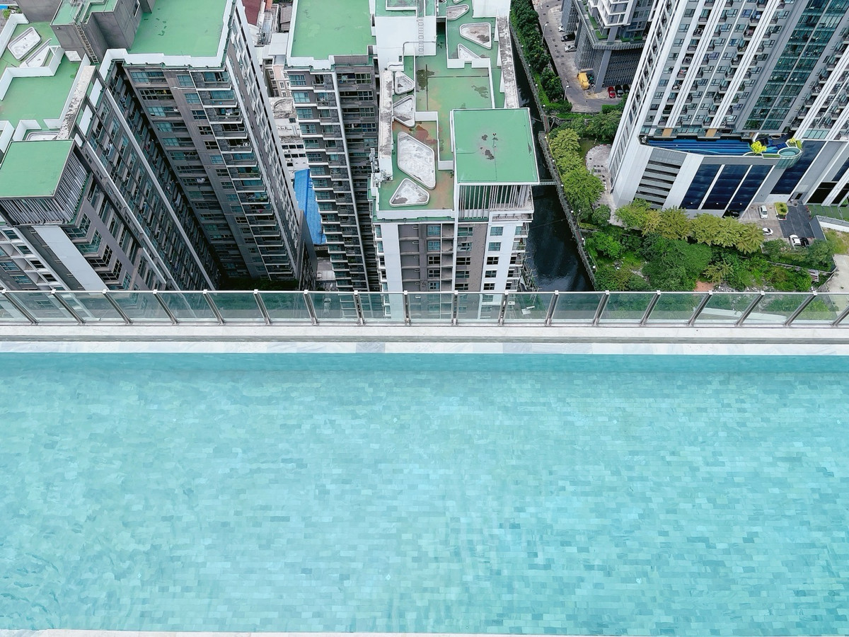 ขายคอนโดพระราม 9 เพชรบุรีตัดใหม่ RCA : 𝐈𝐃𝐄𝐎 𝐑𝐀𝐌𝐀𝟗 𝐀𝐒𝐎𝐊𝐄 พร้อมเข้าอยู่ แต่งครบ 𝐅𝐫𝐞𝐞 เงินดาวน์ 𝐎 ผ่อนสบายๆ 𝟏𝟔,𝟎𝟎𝟎/เดือน ห้องใหม่ มือ1 