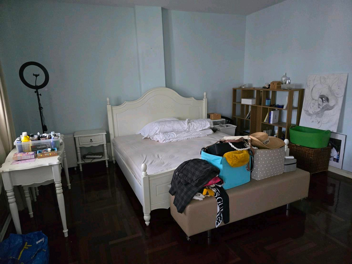 For SaleTownhomeLadprao101, Happy Land, The Mall Bang Kapi : Townhome - Saran Phruek Ladprao 130, 1 BR Available for Sale, Corner Unit, Near MRT Yellow Line : Lat Phrao 101