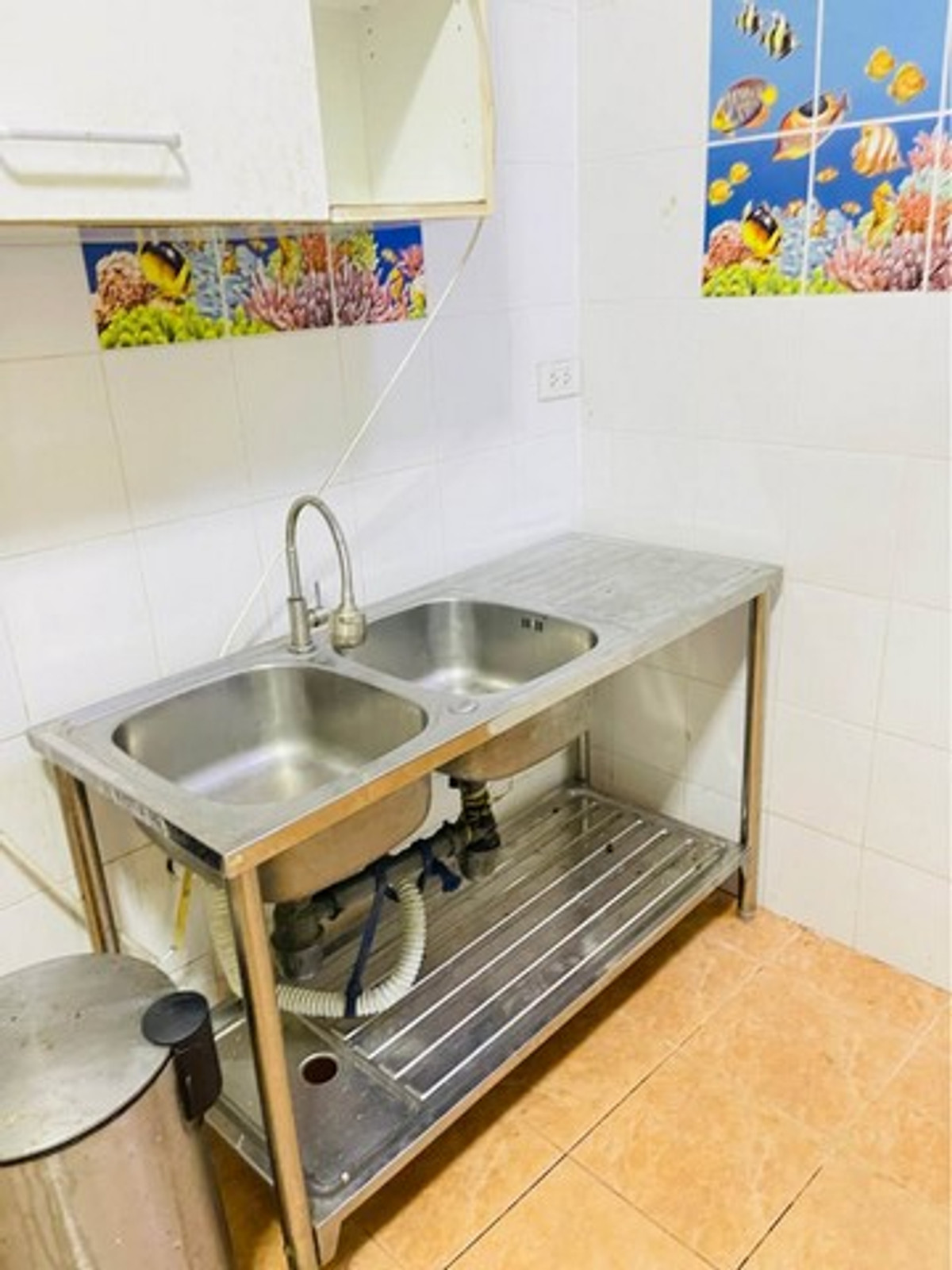 For RentShop HouseSamut Prakan,Samrong : HR3341 Commercial building for rent, 3 floors, beautifully decorated, ready to do business & Residential, can enter and exit in many ways, near Mega Bangna.