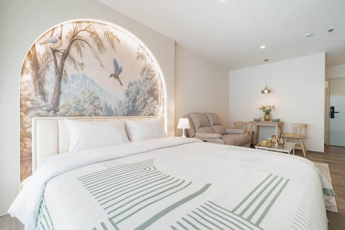 ให้เช่าคอนโดบางนา แบริ่ง ลาซาล : คอนโดใหม่ ชั้น 6 พร้อมเฟอร์นิเจอร์ ตกแต่งสวยงาม ให้เช่า ย่านบางนา ใกล้มหาวิทยาลัยเซาธ์อีสท์บางกอก เพียง 350 เมตร