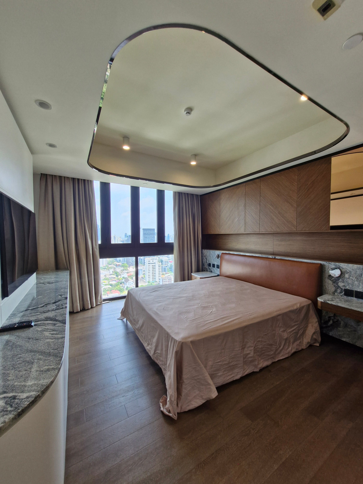 For RentCondoSukhumvit, Asoke, Thonglor : Highlights Unit Pet-friendly condominium close BTS Asoke