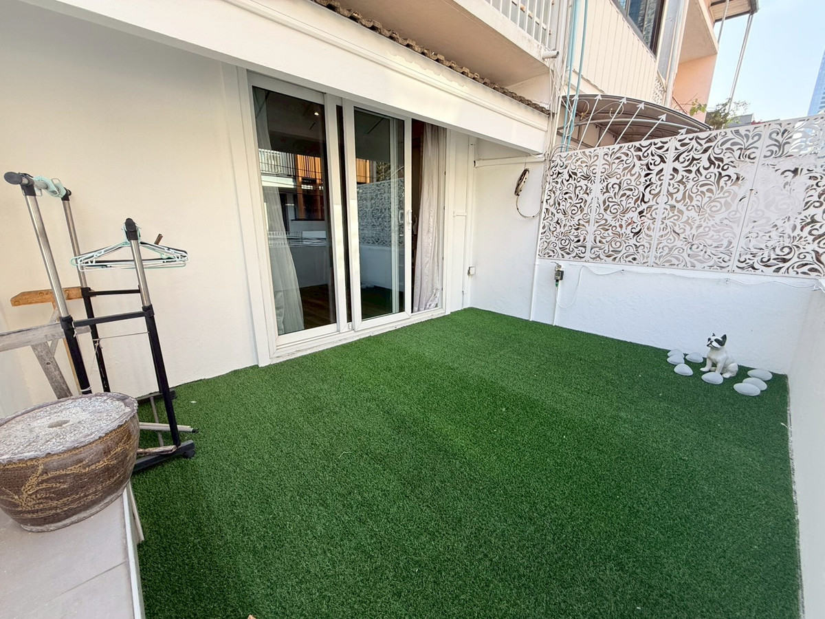 For RentTownhomeSathorn, Narathiwat : 🏡✨ Townhouse for rent, Sathorn Soi 9, cute style with rooftop terrace to sit and chill ✨🏡