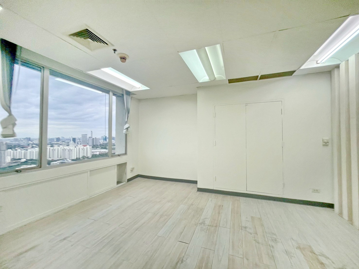 ให้เช่าสำนักงานรัชดา ห้วยขวาง : OF015♛♚เช่า พื้นที่สำนักงาน♙รัชดา-ห้วยขวาง♜MRT ห้วยขวาง∞099-5919653,065-9423251🜲Line@sureresidence