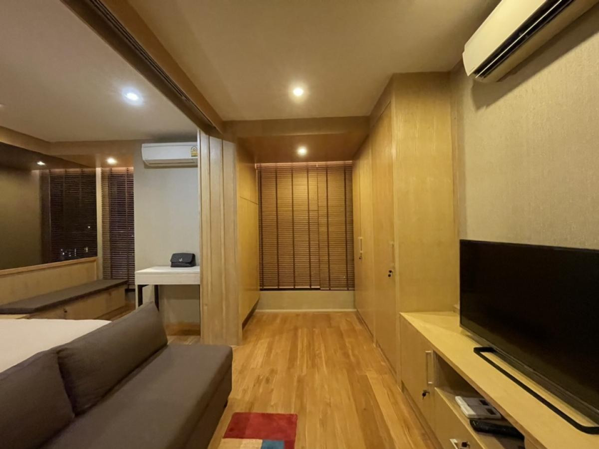 For RentCondoSiam Paragon ,Chulalongkorn,Samyan : ST491/Condo for rent Ideo Q Chula-Samyan, beautiful room on the 39th floor, area 35 square meters, comes with a 1 Bedroom layout.