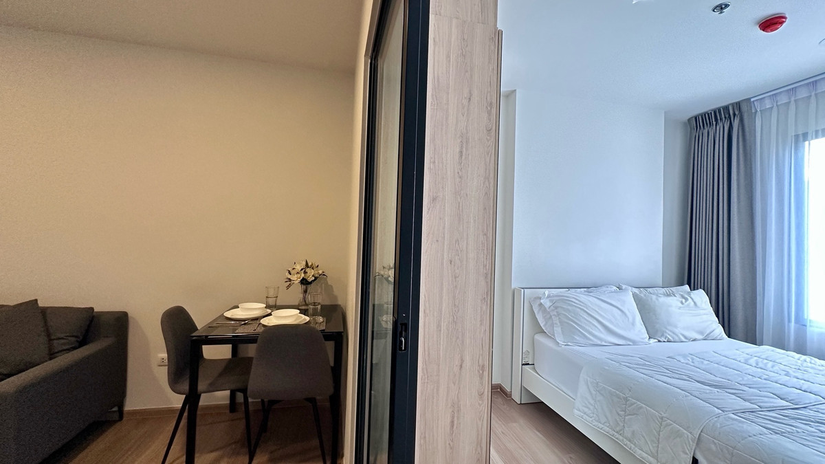 For RentCondoPinklao, Charansanitwong : Condo for rent, Chewathai Pinklao, near Siriraj, near Thammasat University, Tha Phrachan.