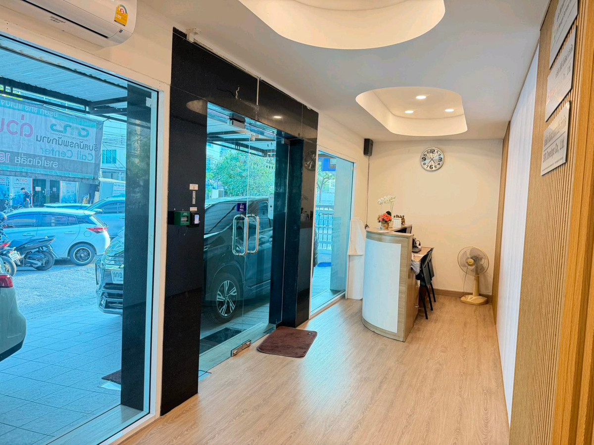 For SaleHome OfficeKaset Nawamin,Ladplakao : 📌 Office Building for Sale | 5 Floors with Elevator | Sureeporn Project, Bueng Kum, Bangkok
