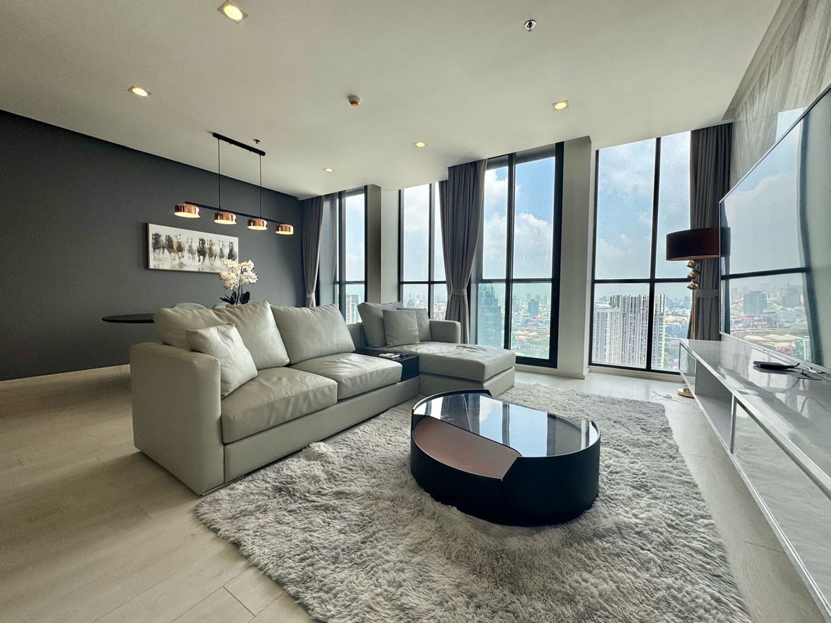 ให้เช่าคอนโดวิทยุ ชิดลม หลังสวน : Noble Ploenchit