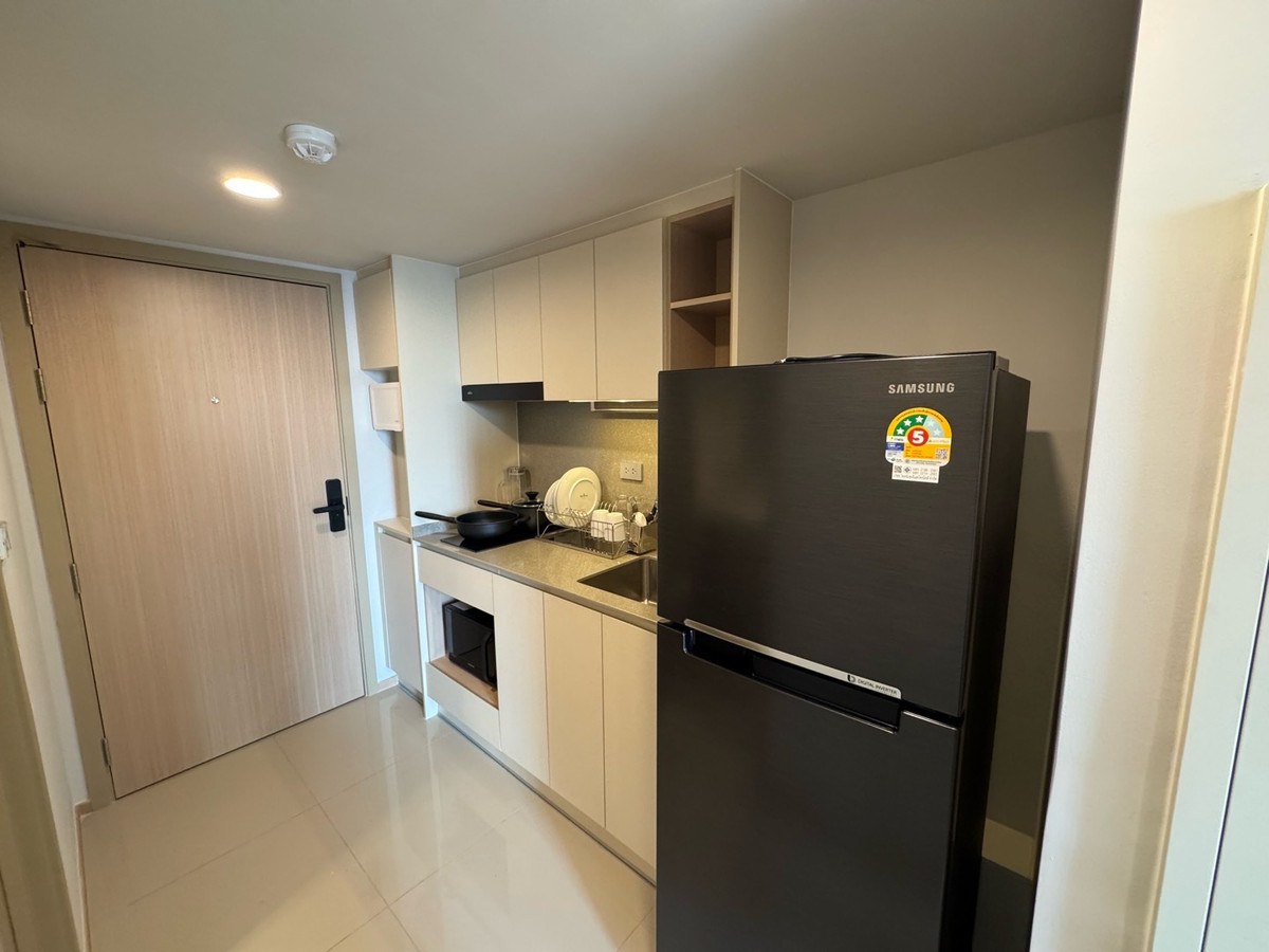 For RentCondoSiam Paragon ,Chulalongkorn,Samyan : For rent, new room, ready to move in, Culture Chula, price 32,000 baht, contact 0869017364.