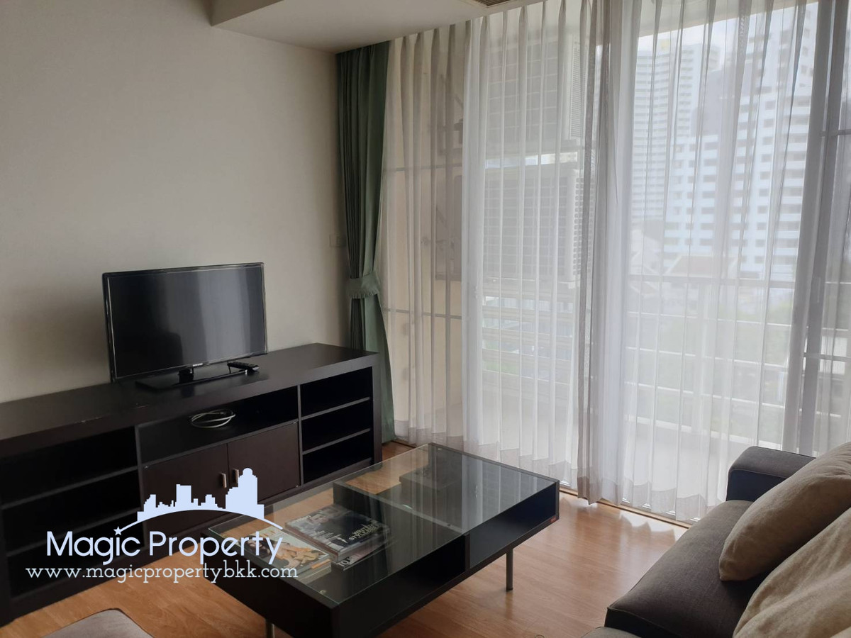 ให้เช่าคอนโดสุขุมวิท อโศก ทองหล่อ : ให้เช่า 1 ห้องนอน ใน ดิ อัลโคฟ 49 คอนโดมิเนียม ซอยสุขุมวิท 49 แขวงคลองตันเหนือ เขตวัฒนา กรุงเทพมหานคร