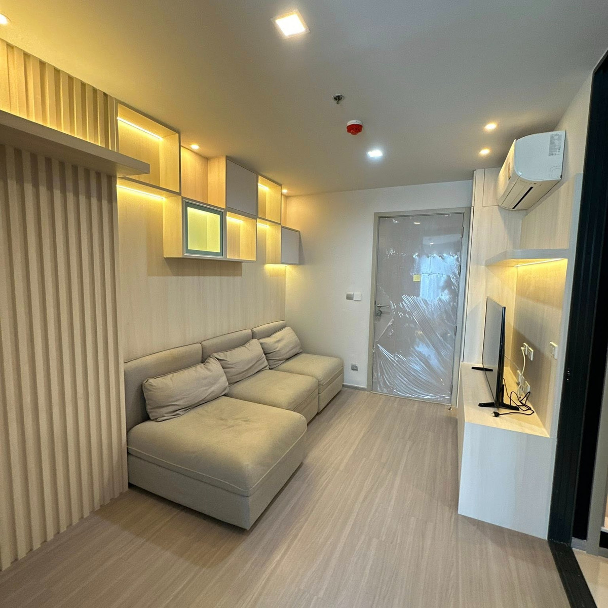 ให้เช่าคอนโดลาดพร้าว เซ็นทรัลลาดพร้าว : Life Ladprao