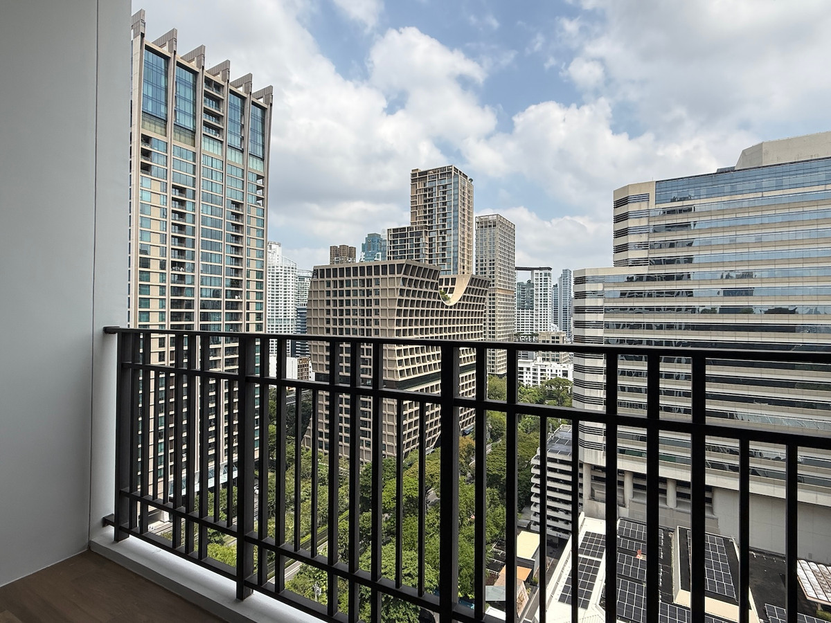 For RentCondoWitthayu, Chidlom, Langsuan, Ploenchit : 2 bedroom condo, beautifully decorated, ready for rent in Soi Tonson, Lang Suan area. Near Lumphini Park
