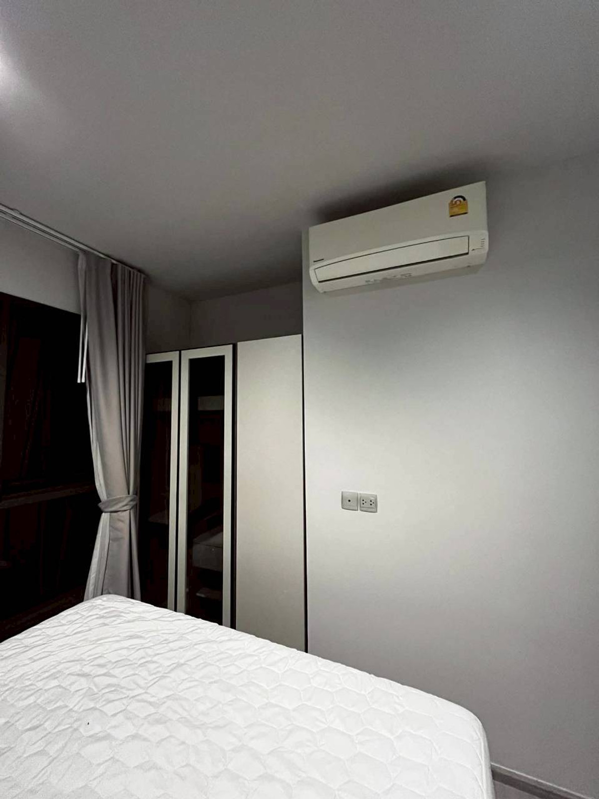 ให้เช่าคอนโดพระราม 9 เพชรบุรีตัดใหม่ RCA : ✅ LAK241 ✅ Line : @p2nproperty