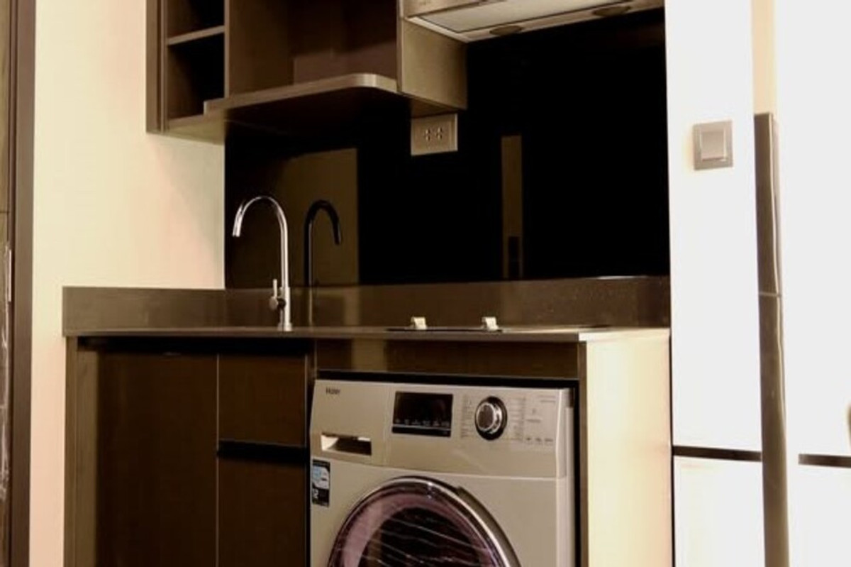 For RentCondoSukhumvit, Asoke, Thonglor : 🔥 For Rent !! Ashton Asoke, 1 bedroom, 1 bathroom,  city view, high floor 16+, modern style !!🔥Code C20221206766 furnished, ready to move in📣📣