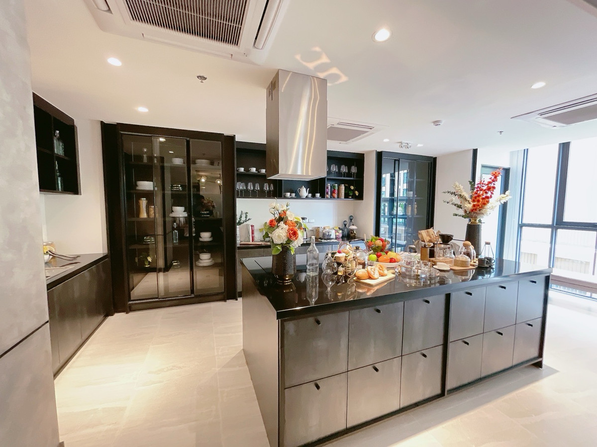 ขายคอนโดสะพานควาย จตุจักร : 𝐃𝐄𝐍𝐈𝐌 𝐉𝐀𝐓𝐔𝐉𝐀𝐊 ผ่อนสบายๆ 𝟔,𝟗𝟎𝟎/เดือน 𝐅𝐑𝐄𝐄 เงินดาวน์ 𝐎 บาท เข้าอยู่ได้เลย ห้องใหม่จากโครงการ ฝ่ายขาย