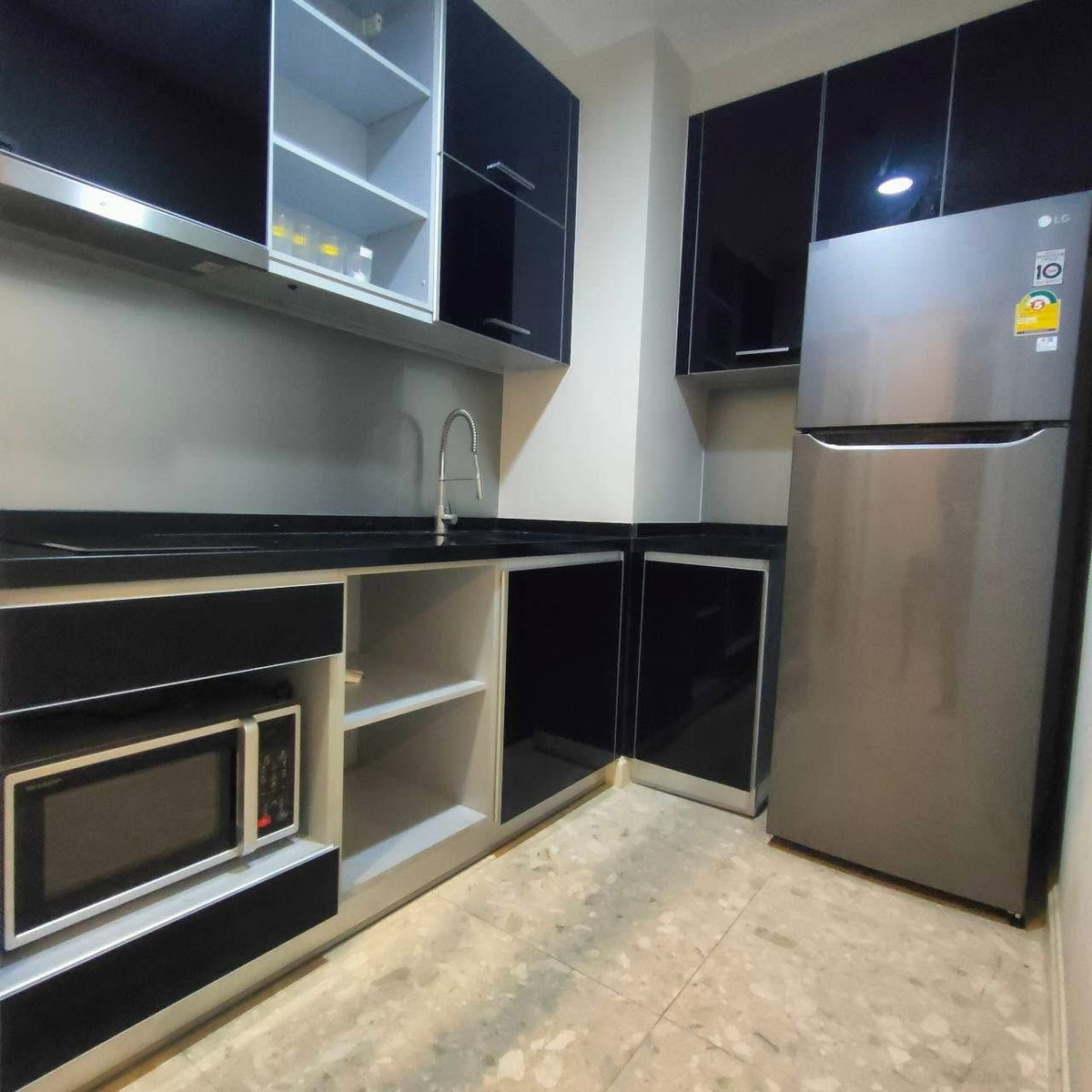 คอนโดสุขุมวิท อโศก ทองหล่อ : 🏠✨ The Crest Sukhumvit 34 | ขาย/เช่า คอนโด 1 ห้องนอน (HBH-HL-145)