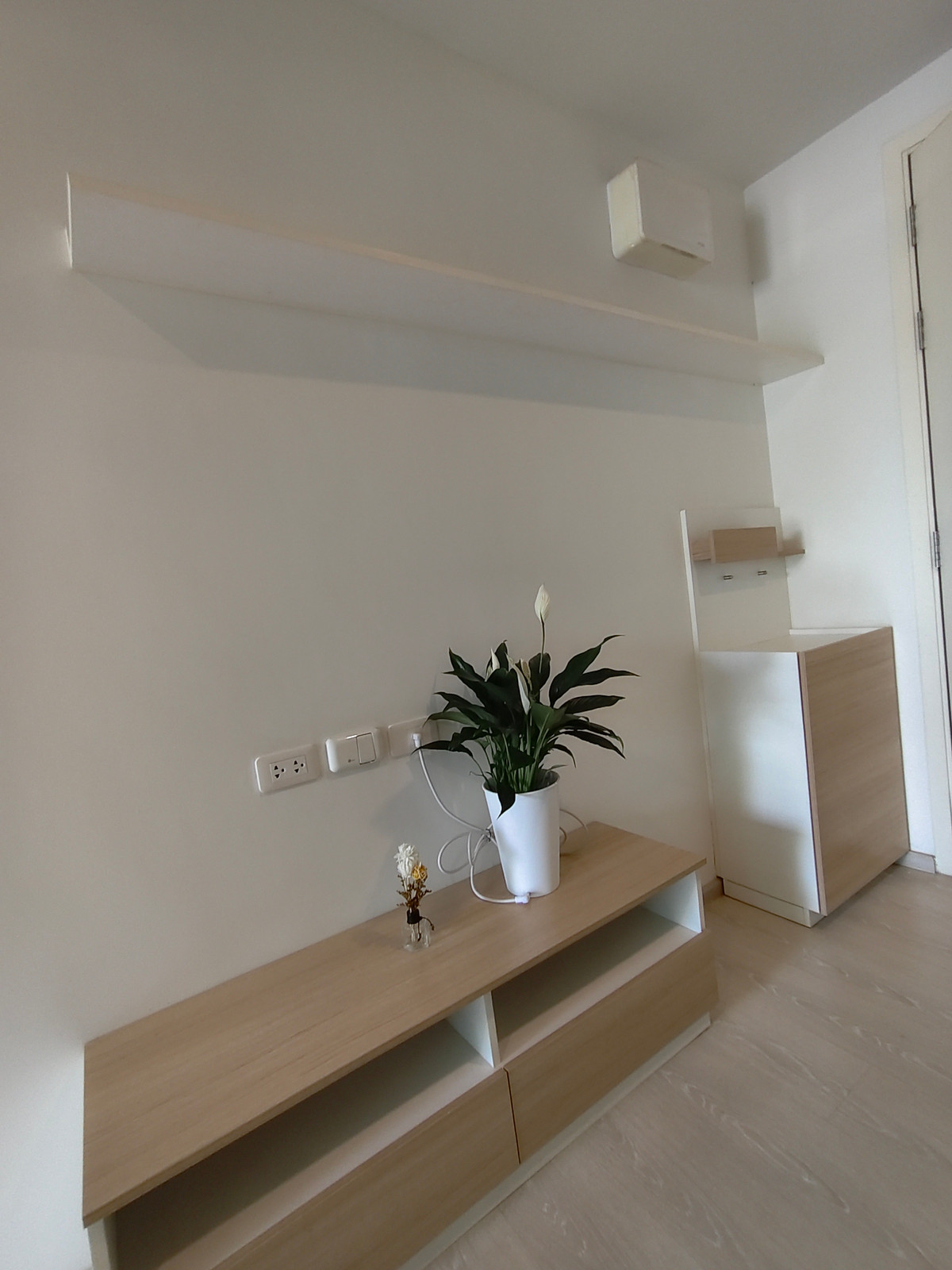 ขายคอนโดปทุมธานี รังสิต ธรรมศาสตร์ : ✅ขายด่วน 990,000  คอนโดเดอะคิทท์พลัสลำลูกกา คลองสอง 