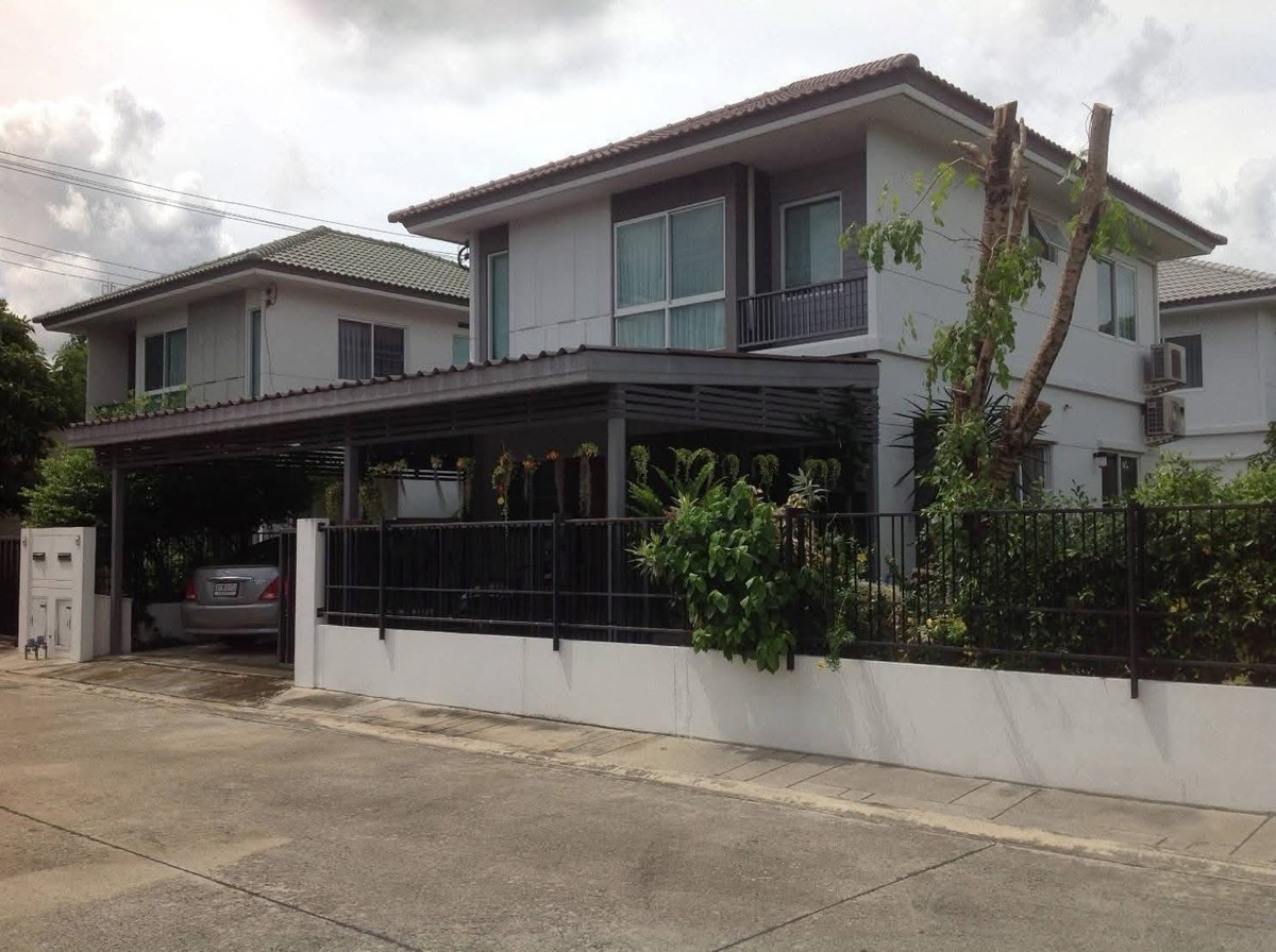 ให้เช่าบ้านนนทบุรี บางใหญ่ บางบัวทอง : ให้เช่า บ้านเดี่ยว 2 ชั้น หมู่บ้านพฤกษ์ลดา บางใหญ่2 ซอยคลองถนน บ้านคุณภาพจาก L&H  เลี้ยงแมวได้