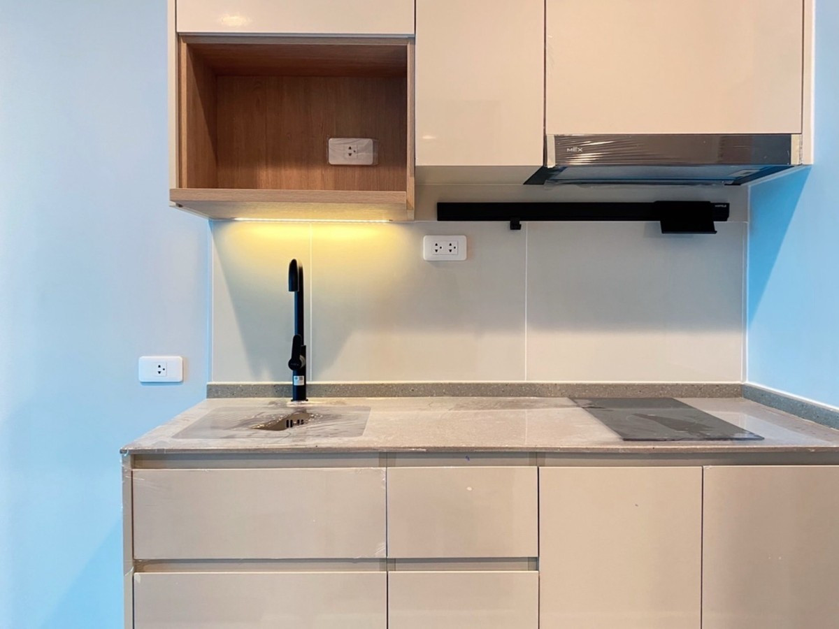 For SaleCondoSukhumvit, Asoke, Thonglor : Condominium for sale Culture Thonglor, 18th floor, new condo, near BTS Thonglor, only 250 meters (N.2050)