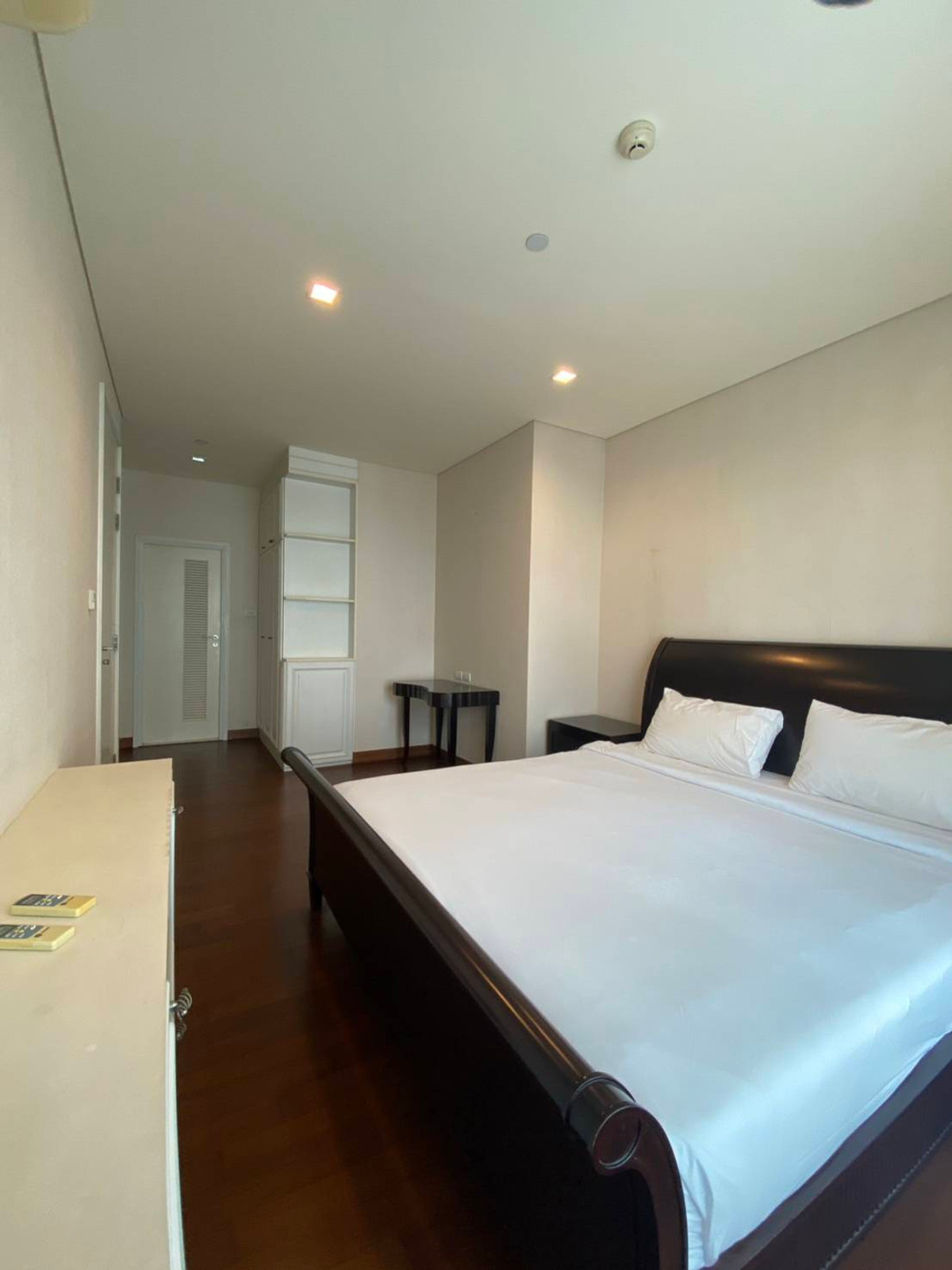 ให้เช่าคอนโดสุขุมวิท อโศก ทองหล่อ : 🤍🧡White Room Style , Ivy Thonglor 2bed2bath 85 Sqm Fullyfurnish 55,000-🤍🧡