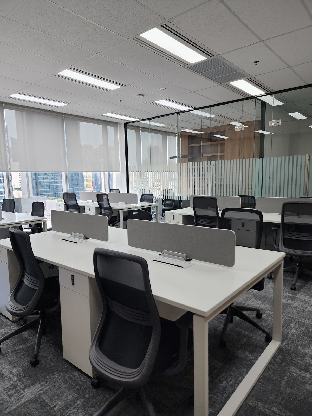 ให้เช่าสำนักงานสุขุมวิท อโศก ทองหล่อ : ออฟฟิศพร้อมใช้ พื้นที่ 116 sq.m  ติดรถไฟฟ้า สถานี นานา