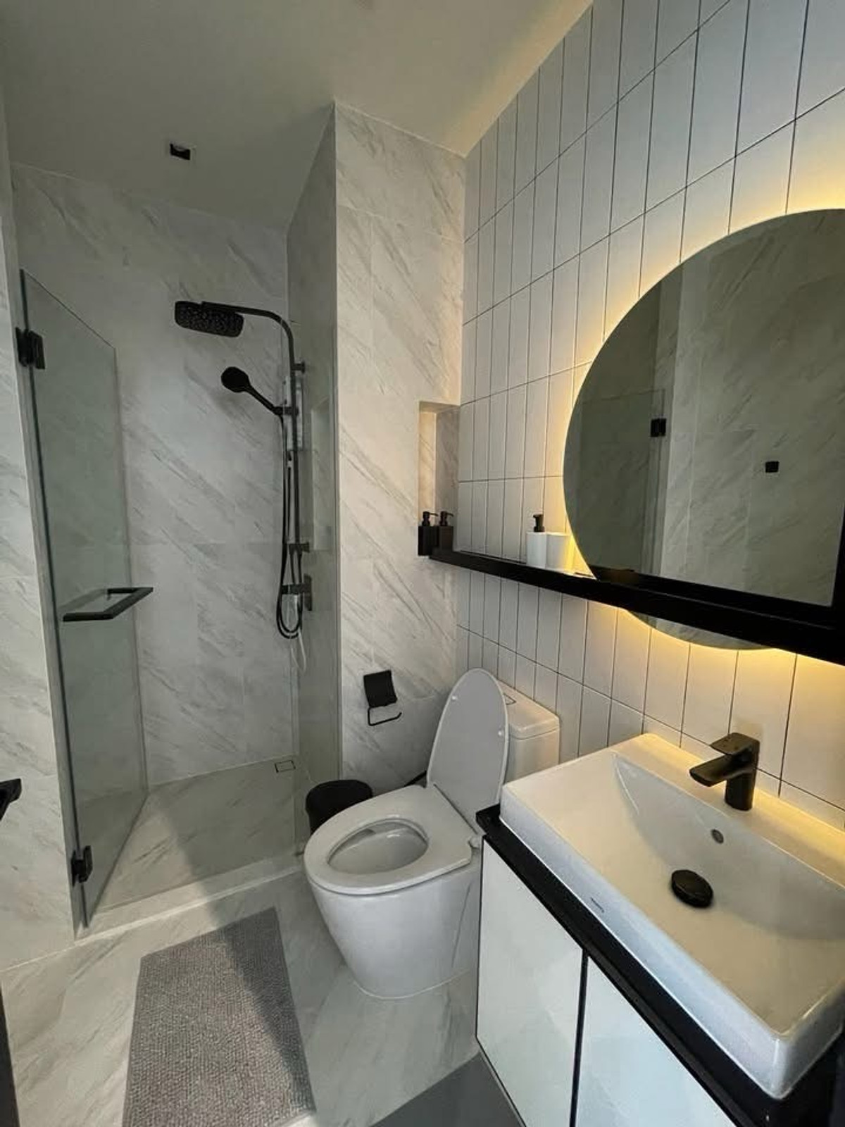 For RentCondoWongwianyai, Charoennakor : 🩷***19,500 Bath/Month**
Chapter Charoennakorn Riverside
Condo for rent: Chapter Charoen Nakhon Riverside. Make an appointment to see the room. Line id: @900cqqhk or call 0859114585 to this number.
Near the BTS
BTS Krung Thonburi
BTS Saphan Taksin
Golden L