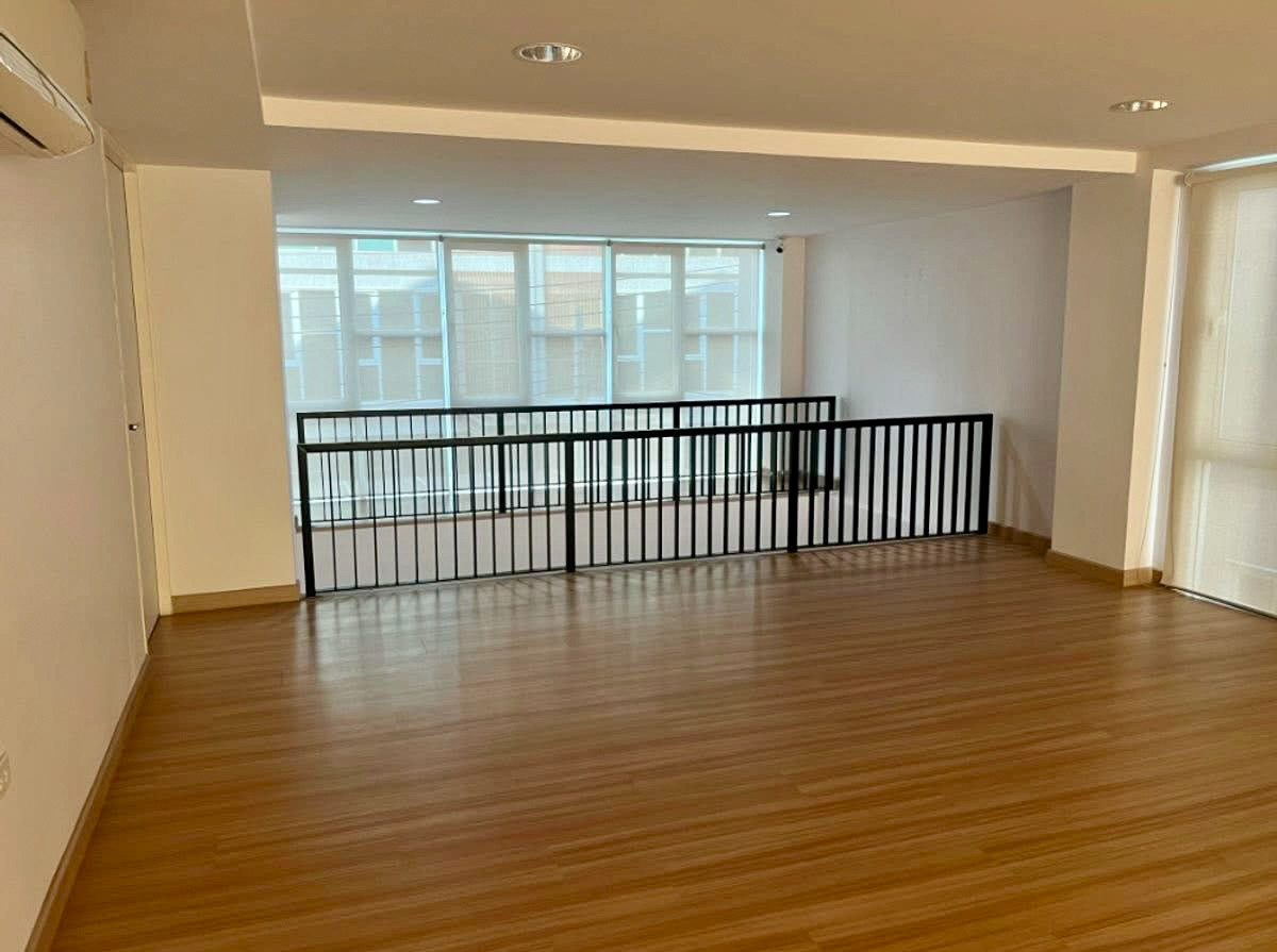 For RentHome OfficeOnnut, Udomsuk : HOF Sukhumvit 101/1 / 4-Story (FOR RENT) GNG039