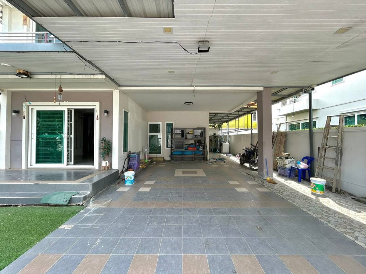 For SaleHousePathum Thani,Rangsit, Thammasat : Single house for sale, Bella Wongwaen - Lumlukka Klong 3, size 60 sq m, in front of the house does not collide with anyone, Bella Wongwaen - Lumlukka Klong 3