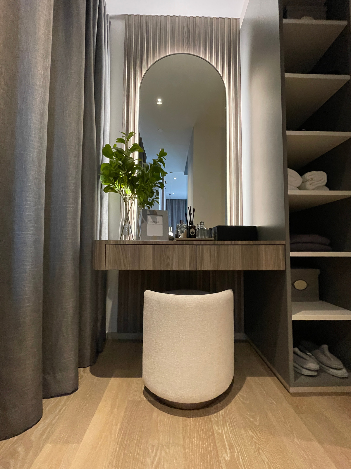 For SaleCondoSilom, Saladaeng, Bangrak : For sale✨ ASHTON SILOM: The Ultimate Legacy on Silom Road – 1BR XL (50.33 sq.m.) Condo that is more than just a residence, but is the 