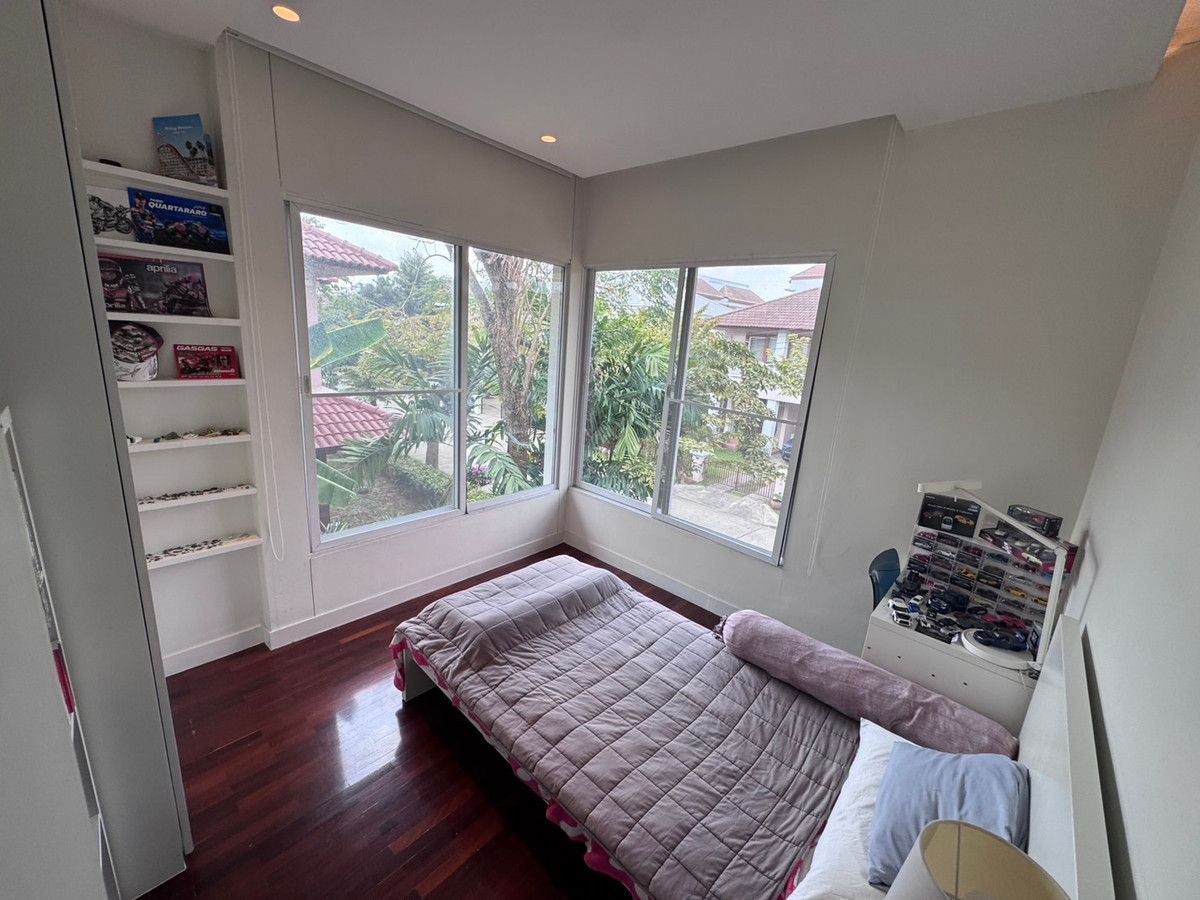 For SaleHouseKaset Nawamin,Ladplakao : Bangkok Villa Praditmanutham 3 / 3 Bedrooms (FOR SALE) MNT038