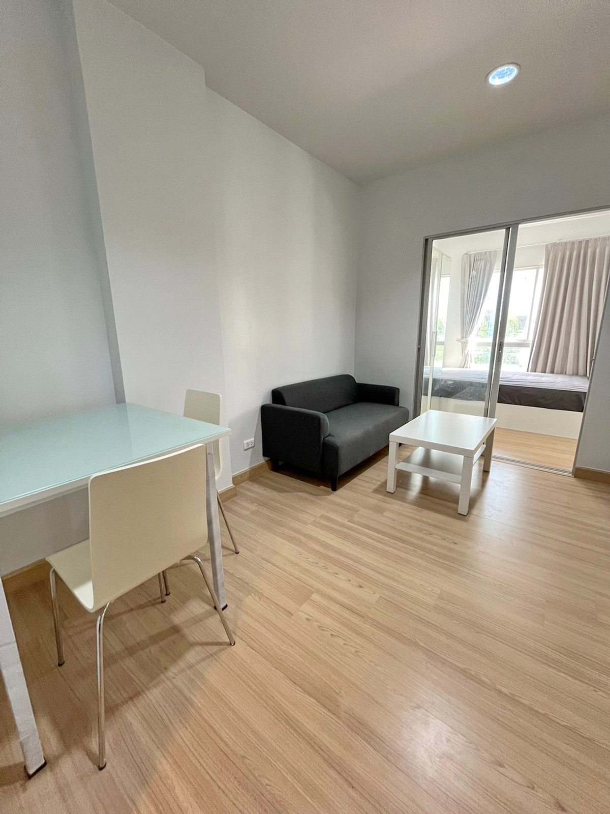 For RentCondoChaengwatana, Muangthong : For rent: The Kith Tiwanon, near: MRT extension (beautiful pink, Pak Kret station)