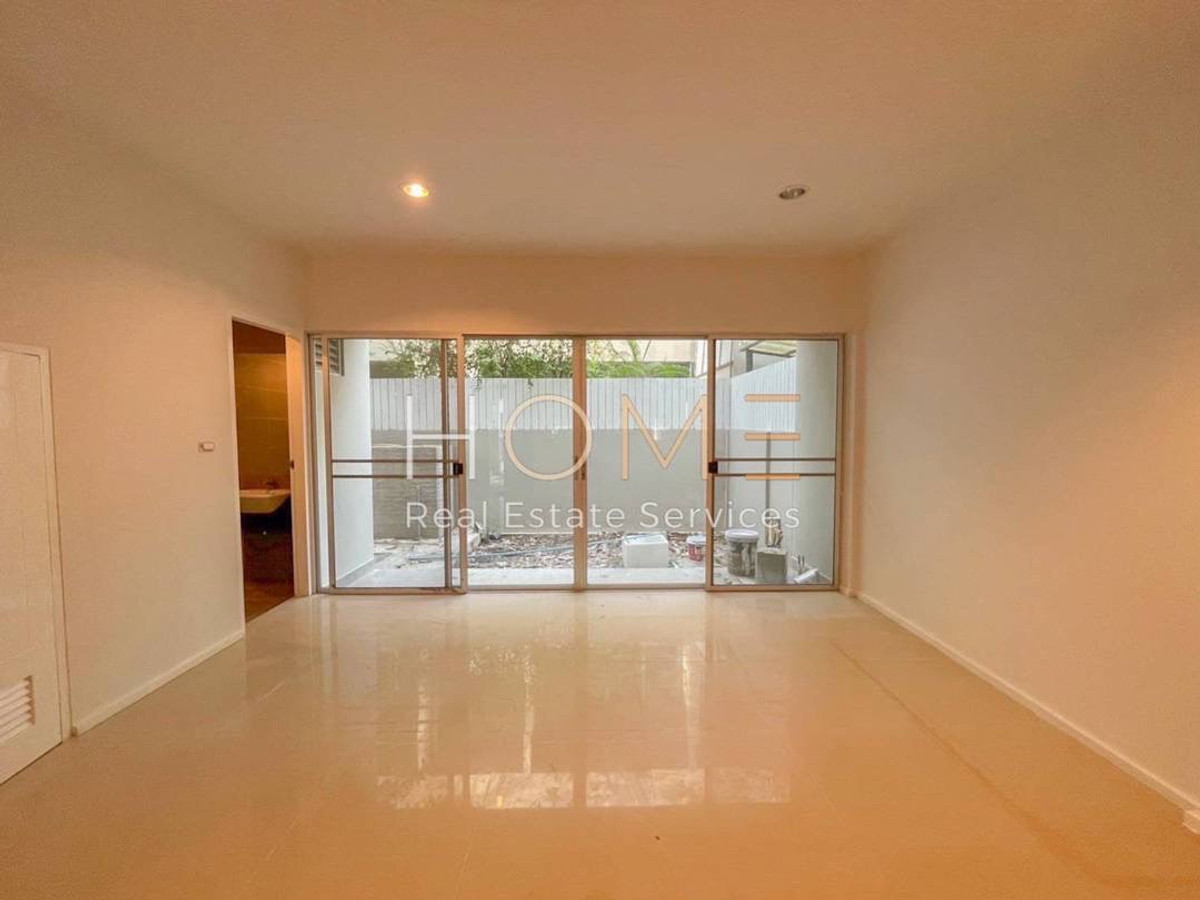 For RentTownhomePattanakan, Srinakarin : Townhome Noble Cube Pattanakarn / 3 bedrooms (for rent), Noble Cube Pattanakarn / Townhome 3 Bedrooms (FOR RENT) FON279