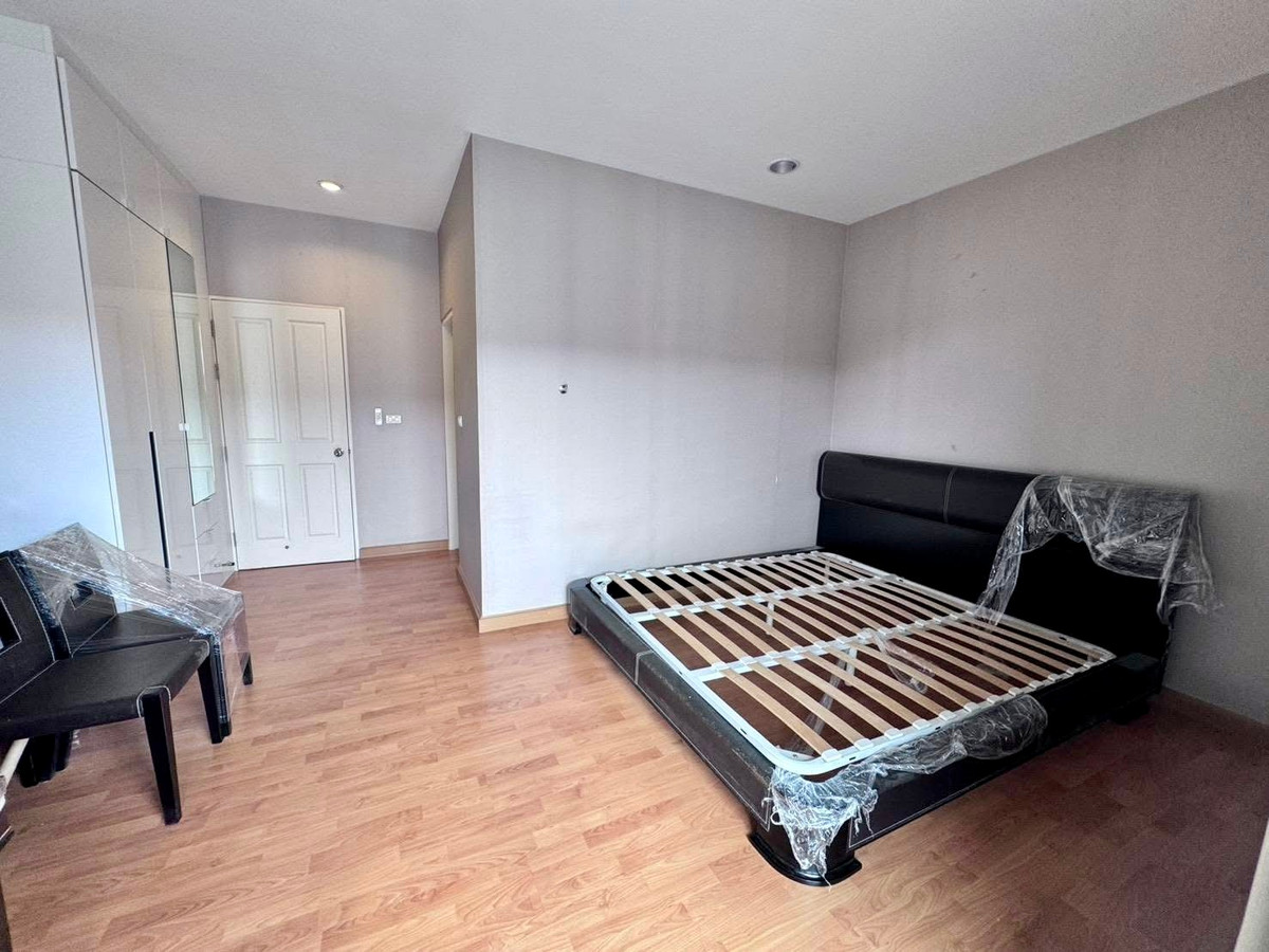 For SaleTownhomePattanakan, Srinakarin : Baan Klang Muang S-Sense Srinakarin / 3 bedrooms (for sale), Baan Klang Muang S-Sense Srinakarin /3 Bedrooms (FOR SALE) GNG055