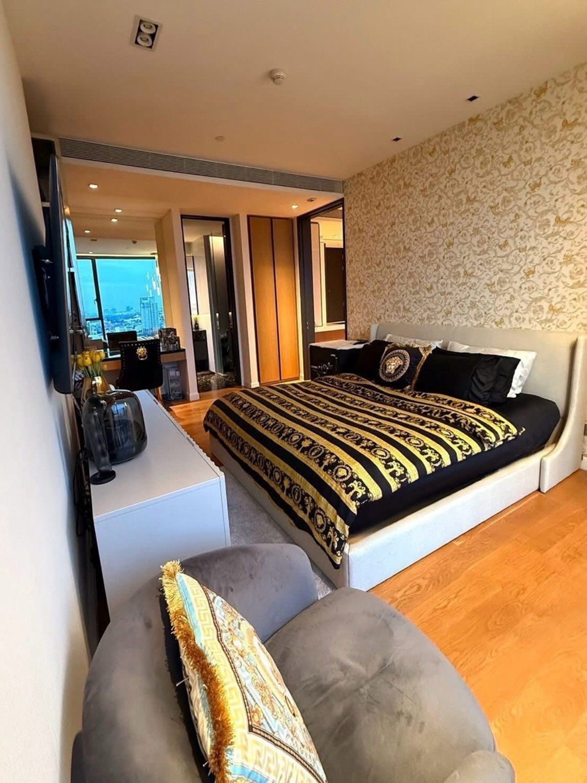 คอนโดสุขุมวิท อโศก ทองหล่อ : คอนโดใจกลางกรุงเทพ 1 ห้องนอน ห้องมุม  beatniq sukhumvit 31