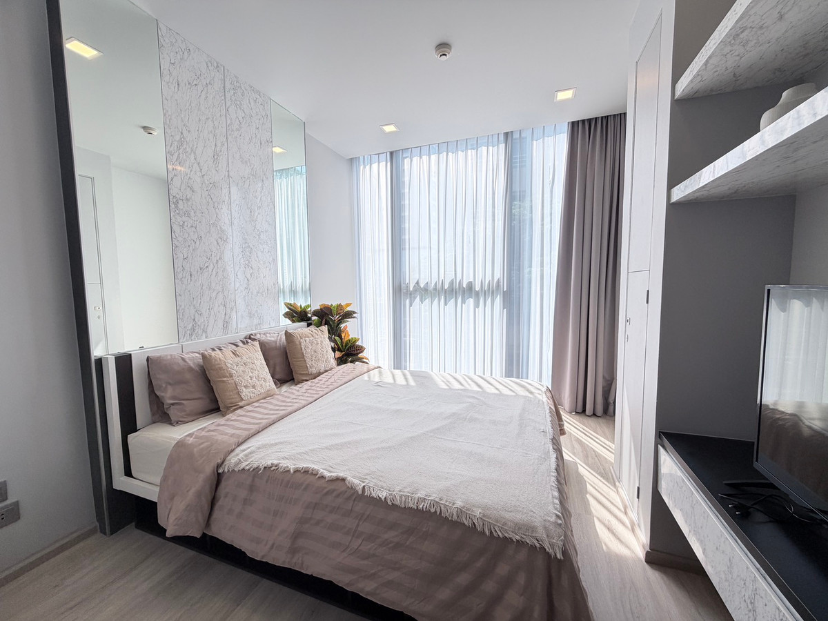 ให้เช่าคอนโดสุขุมวิท อโศก ทองหล่อ : ปล่อยเช่า คอนโดใกล้รถไฟฟ้า BTS พร้อมพงษ์ | Ashton Residence 41 | 3 ห้องนอน ใจกลางสุขุมวิท ห่างจาก Miracle Mall เพียง 400 ม.