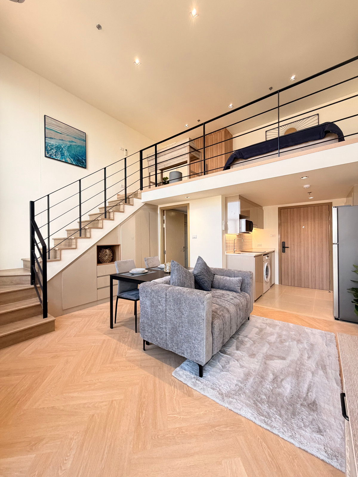 For RentCondoWongwianyai, Charoennakor : Loft Duplex room, fully furnished, ready to move in, free WiFi throughout the contract.