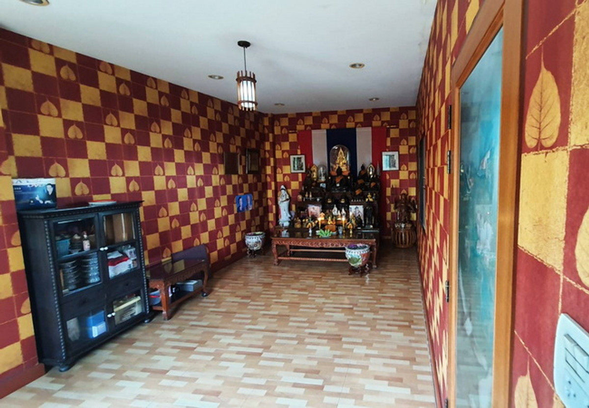 For SaleHome OfficeRatchathewi,Phayathai : Home office for sale, Soi Mo Leng, Ratchaprarop Road, Ratchathewi, Bangkok, area 107 sq m, 3 floors, 7 bedrooms, 8 bathrooms, price negotiable.