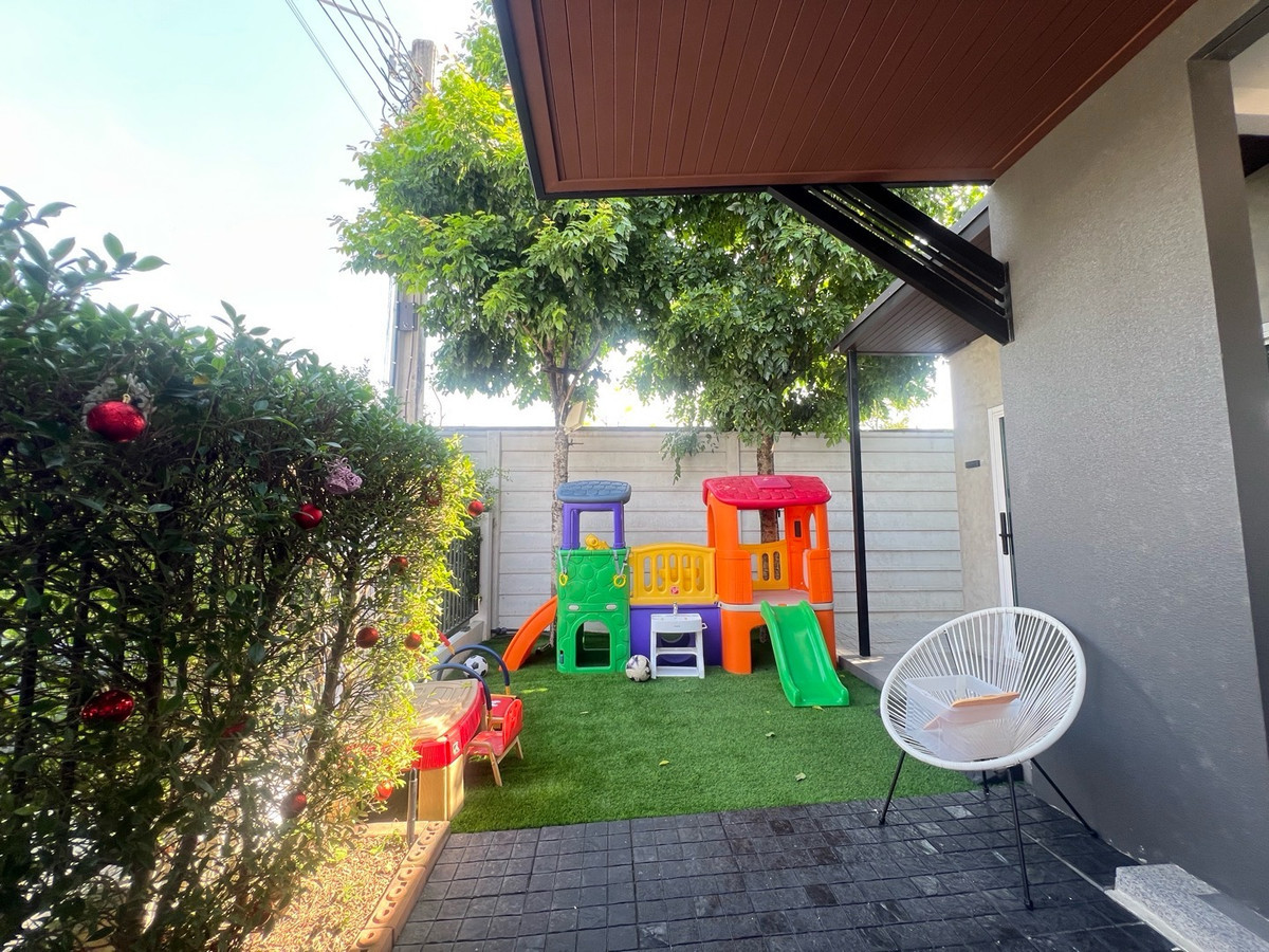 ให้เช่าบ้านนวมินทร์ รามอินทรา : ให้เช่า หลังมุม 54ตรว 4นอน3น้ำ บ้านเดี่ยว 2 ชั้น แกรนด์ บริทาเนีย วงแหวน รามอินทรา 