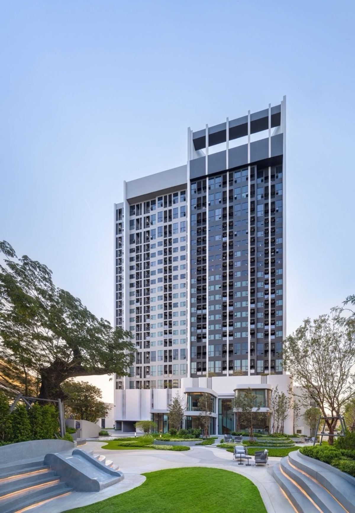 For SaleCondoKasetsart, Ratchayothin : 𝐂𝐎𝐁𝐄 Kaset-Sripatum, free down payment 𝐎 baht, light installments 𝟖,𝟗𝟎𝟎/month, new room, first hand, complete, ready to move in.