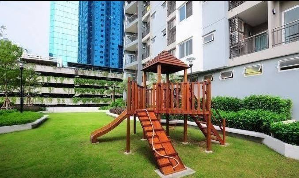 ขายคอนโดพระราม 9 เพชรบุรีตัดใหม่ RCA : Supalai Park Ekkamai - Thonglor / Studio (FOR SALE), ศุภาลัยปาร์ค เอกมัย - ทองหล่อ / สตูดิโอ (ขาย) KAT053