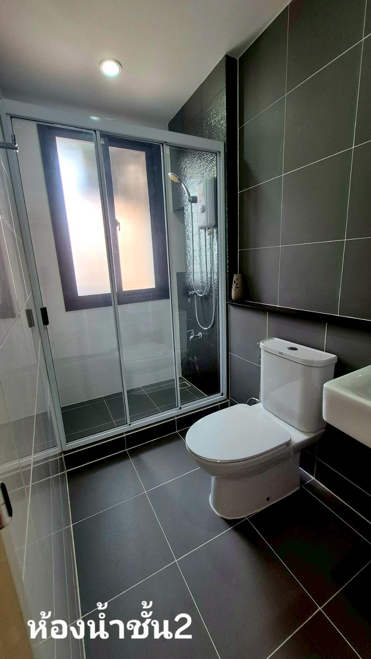 For SaleTownhomeRathburana, Suksawat : Urgent sale, 3-story townhome, decorated and ready to move in. village in the middle of the city Sathorn-Suksawat (AP Project) Soi Suksawat 39