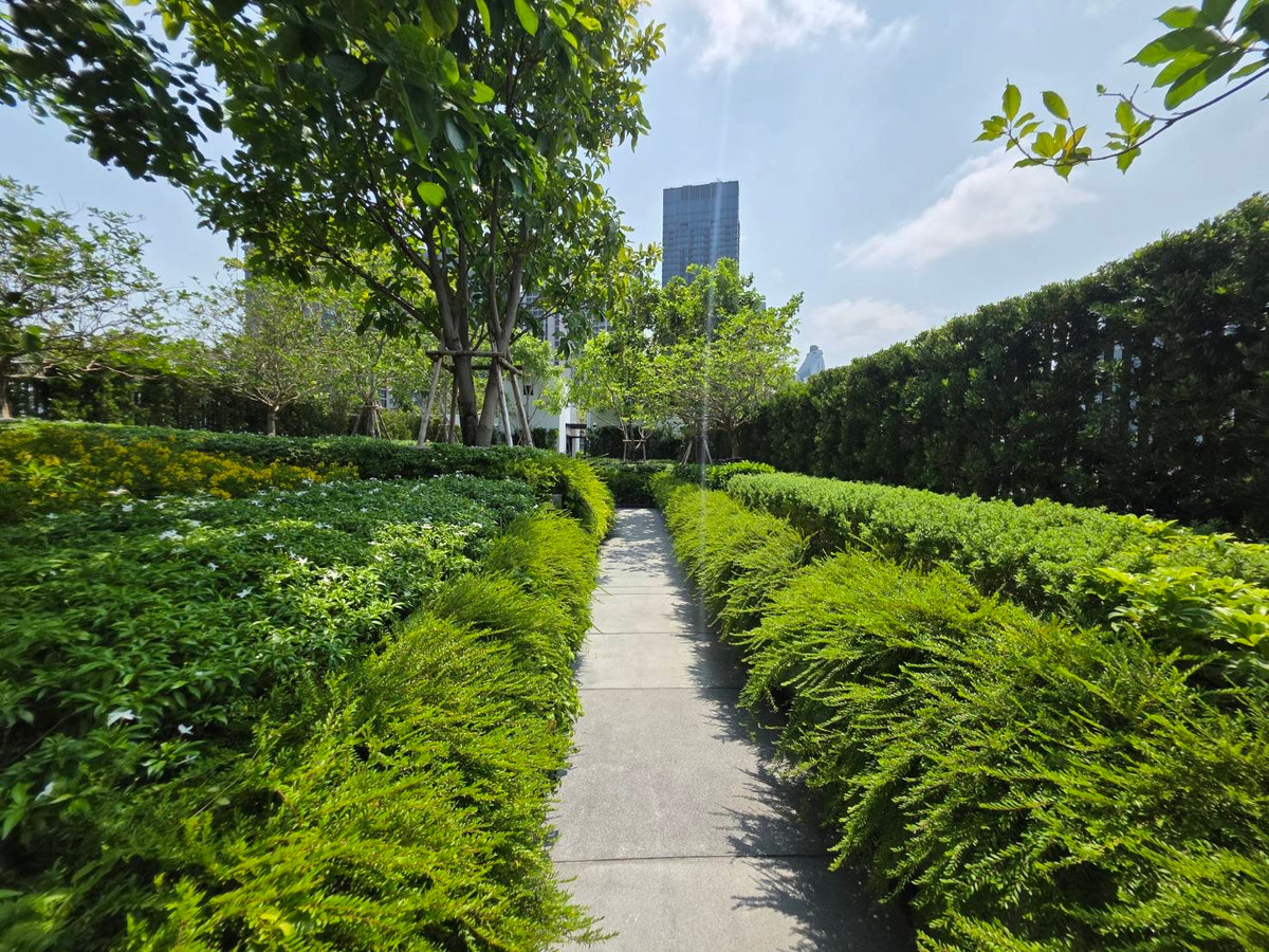 For SaleCondoSukhumvit, Asoke, Thonglor : Via 34 (Sukhumvit 34): 2bed 2bath 125.13sqm. from 34 million Am: 0656199198