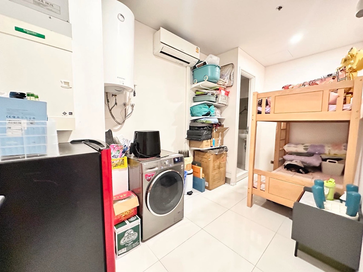 For RentCondoSukhumvit, Asoke, Thonglor : 3 bedrooms, Siamese Exclusive 31, 21st floor, ready to move in.