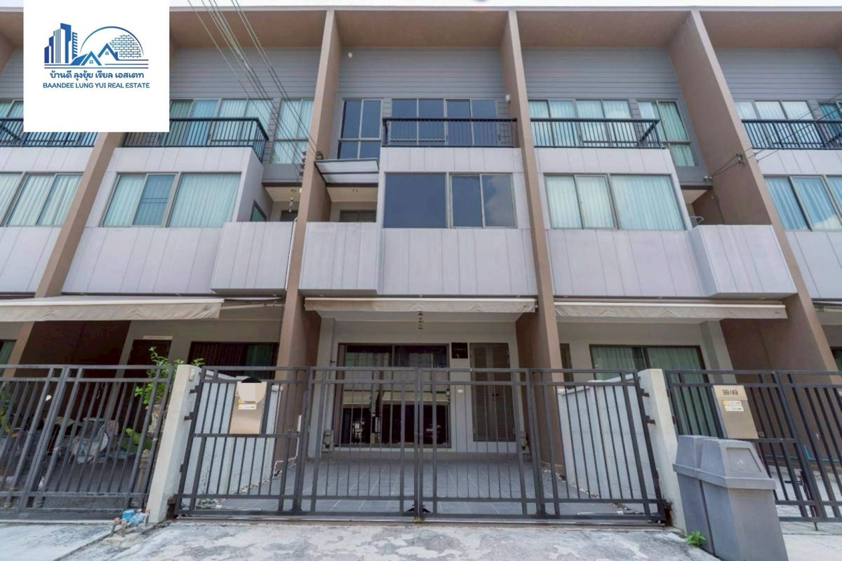 ให้เช่าทาวน์โฮมพัฒนาการ ศรีนครินทร์ : ให้เช่า Townhome บ้านกลางเมืองดิอิดิชั่นพระราม9-กรุงเทพกรีฑา 🏡🎊💸聯排別墅出租：Baan Klang Muang The Edition Rama 9-Krungthep Kreetha