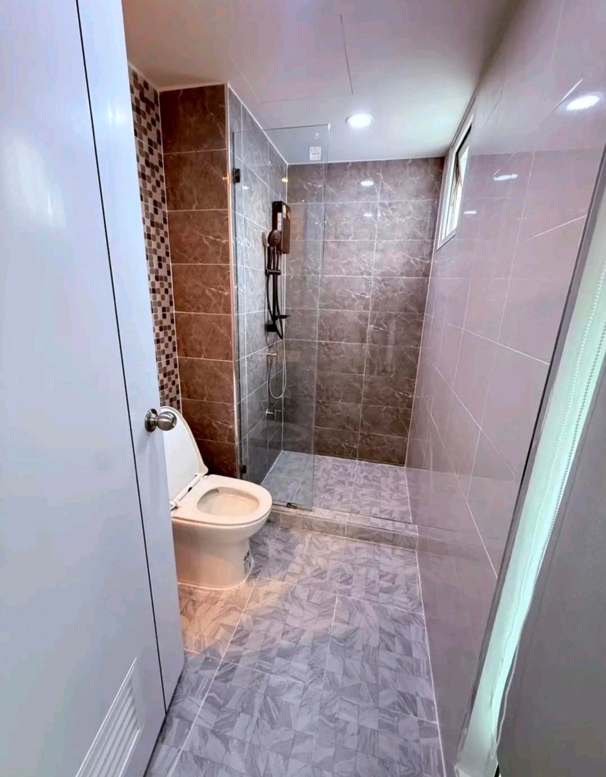 ให้เช่าคอนโดภูเก็ต : 🔥 FOR RENT: THE ROYAL PLACE 3 (BYPASS ROAD)