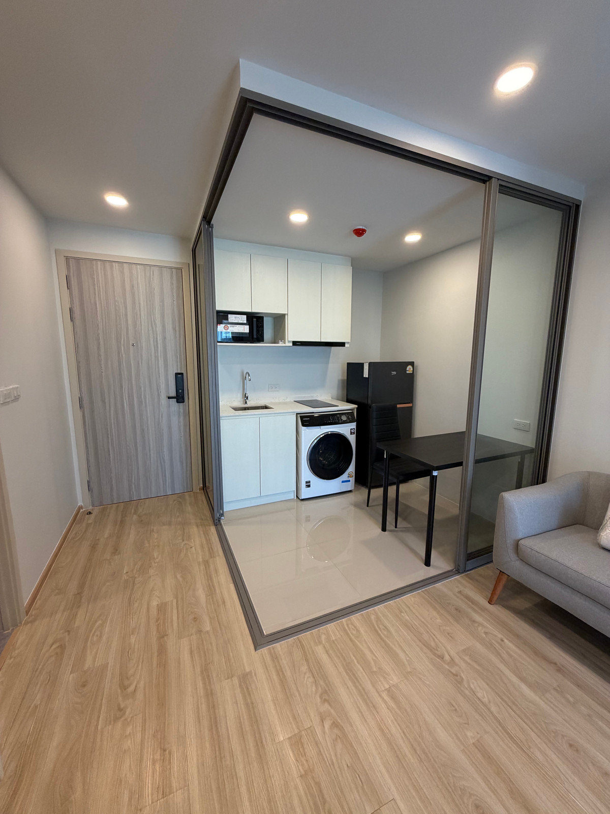 ขายคอนโดอ่อนนุช อุดมสุข : 🏢 ห้องมุม Rare Item! หลุดมาให้จับจองแล้ว คอนโด ทำเลสุขุมวิท ใกล้ BTS ปุณณวิถี ฟรีโอน คอนโดแต่งครบ พร้อมอยู่