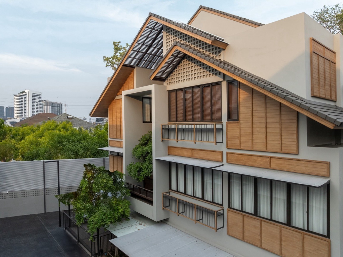 ให้เช่าบ้านสะพานควาย จตุจักร : ให้เช่าบ้านเดี่ยวบ้านบ้านวิภาวดี20 pool villa สุด luxury🌟🌈🌲 豪华泳池别墅出租，位于Vibhavadi 20区。