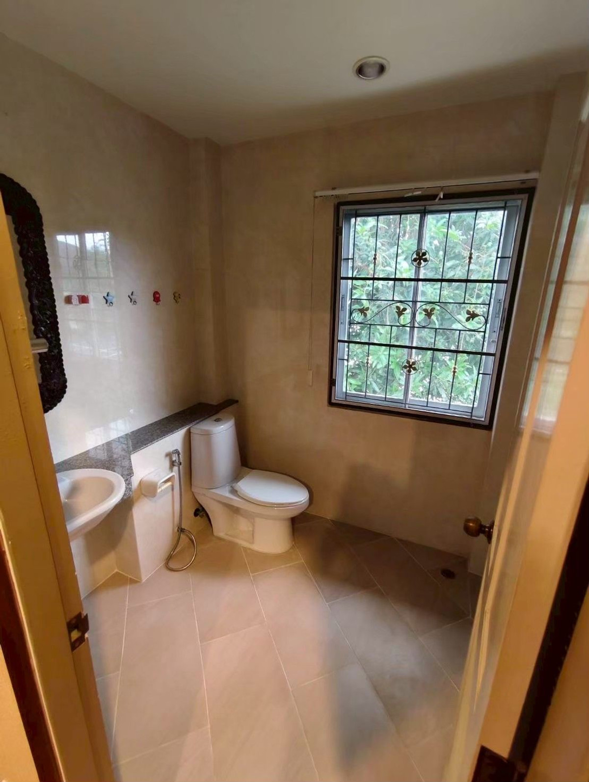 For RentHousePathum Thani,Rangsit, Thammasat : 🏡 2-story detached house for rent | Discovery Balika Khlong Si