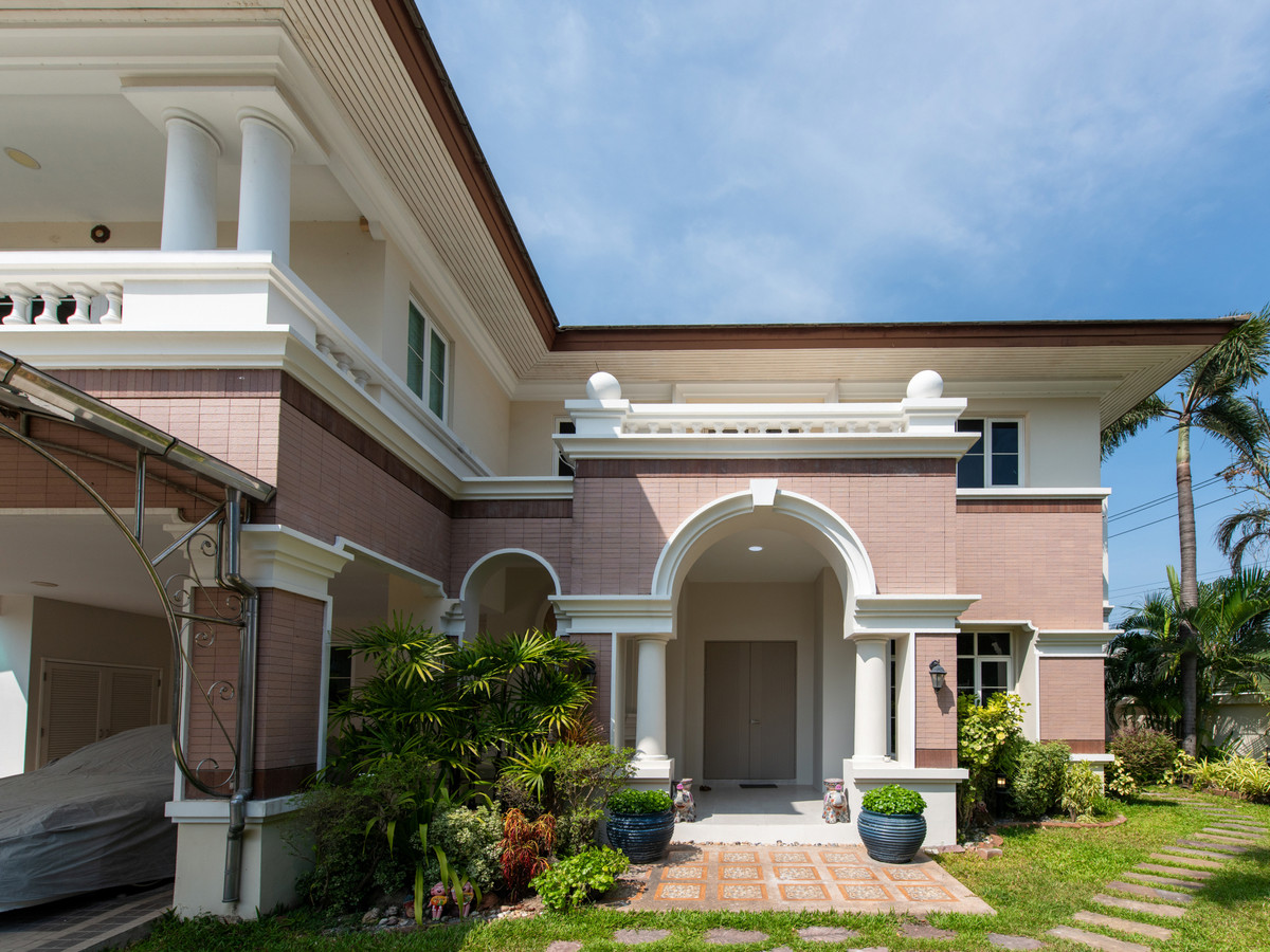 ขายบ้านลาดกระบัง สุวรรณภูมิ : 139.5ตรว 4นอน5น้ำ3จอด บ้านเดี่ยว 2 ชั้น ลดาวัลย์ สุขุมวิท 103 ถนนเฉลิมพระเกียรติ ร9 